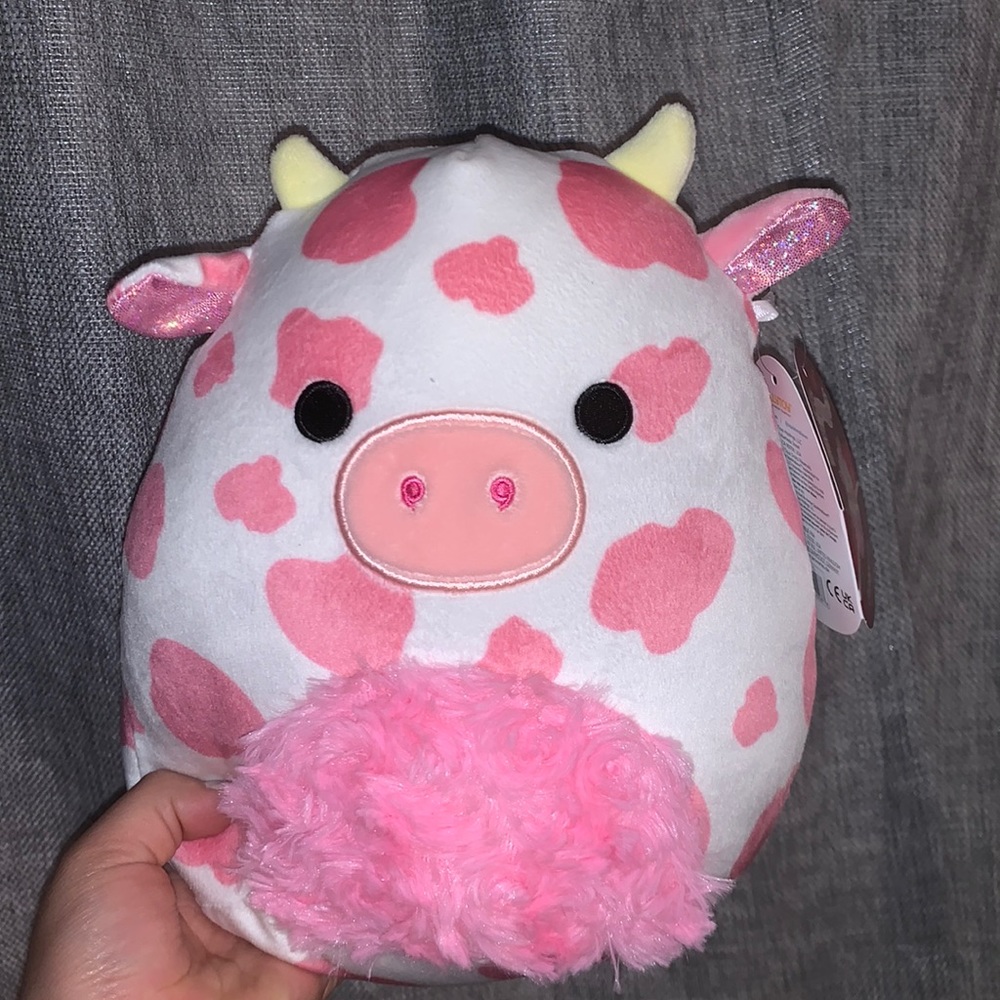 Squishmellow cow (Evangelica) size 12